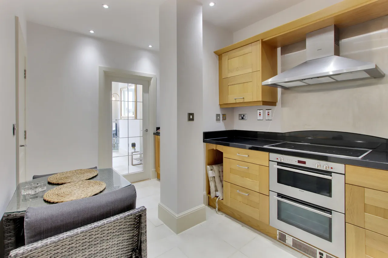 Molyneux Place, Tunbridge Wells, Kent, TN4 8DQ, photo 5