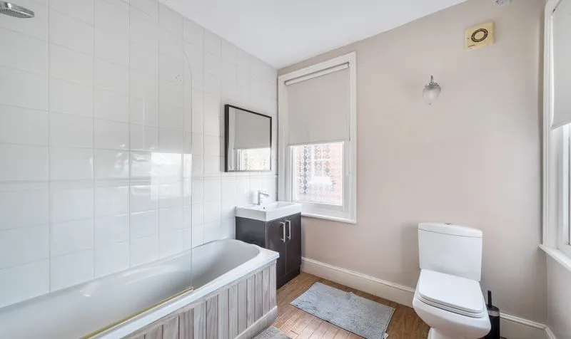 Temple Road, Epsom, KT19, photo 23