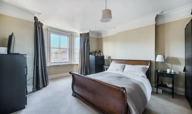Temple Road, Epsom, KT19, photo 18