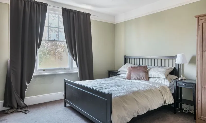 Temple Road, Epsom, KT19, photo 20