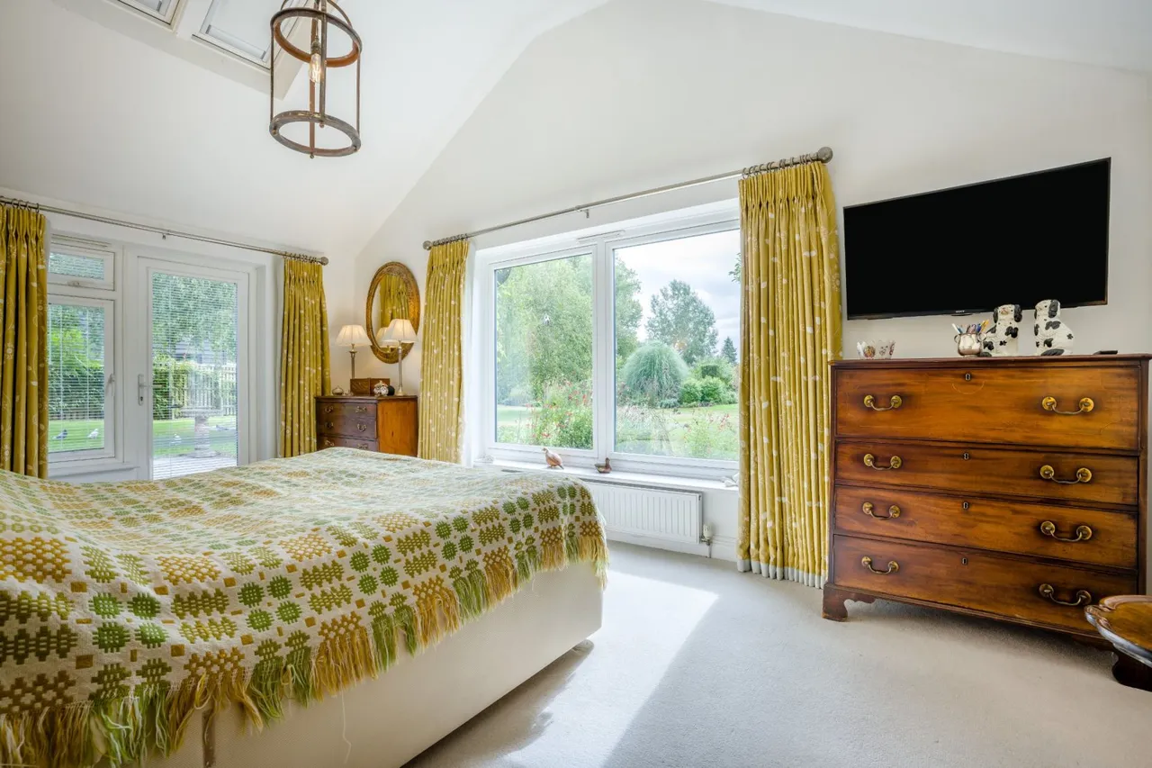 Mill Lane, Stratford Sub Castle, SP1 3LJ, photo 8