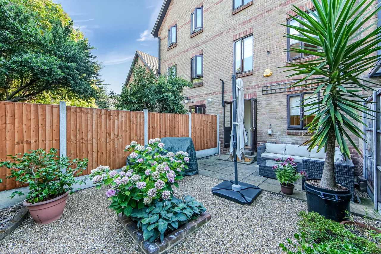 4 bed house for sale — Routh Street, London, E6 5XX