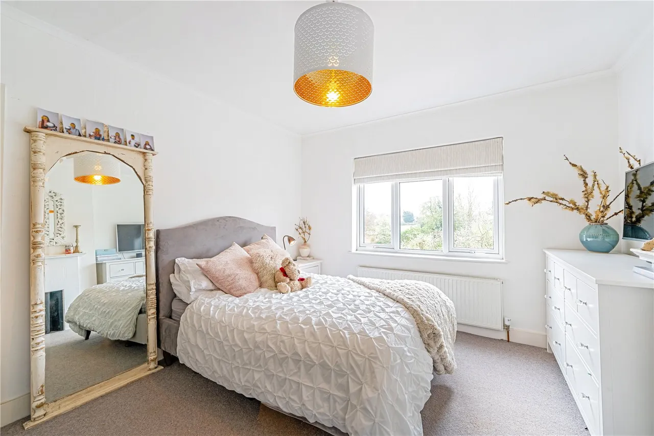 Fifth Cross Road, Twickenham, TW2 5LJ, photo 6