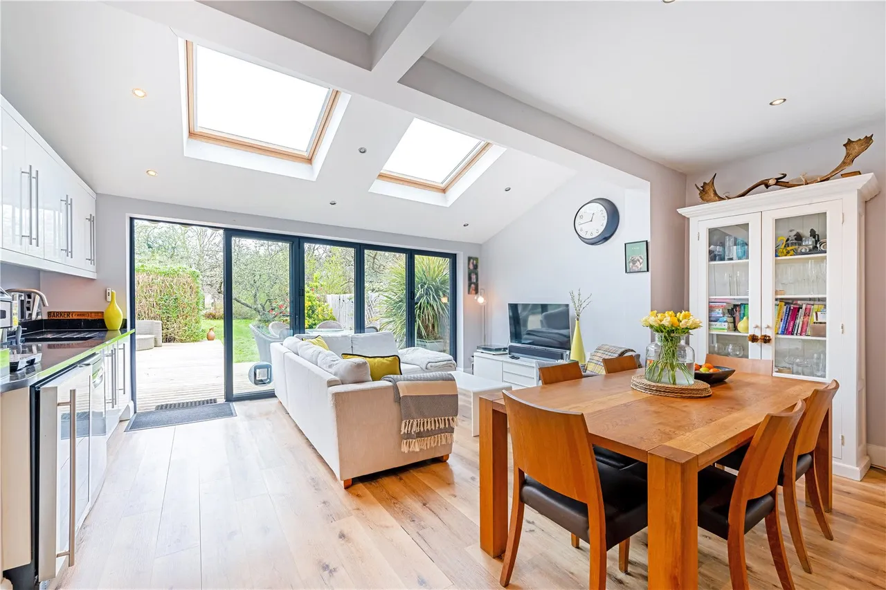 Fifth Cross Road, Twickenham, TW2 5LJ, photo 3