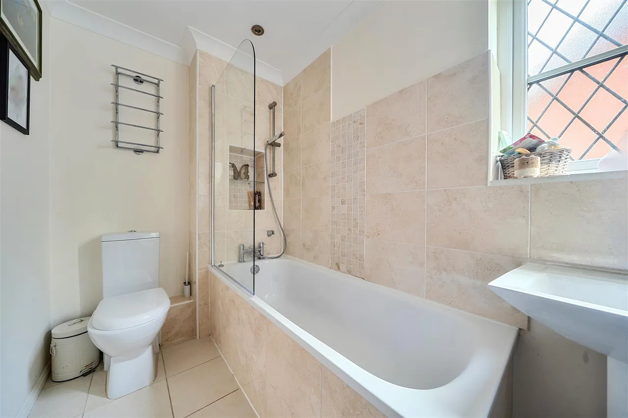 Stanier Way, Hedge End, photo 14