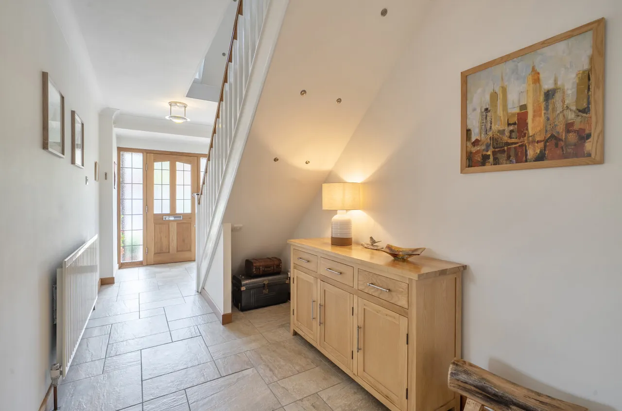 Carlyon Close, Farnborough, Hampshire, GU14 7BX, photo 20