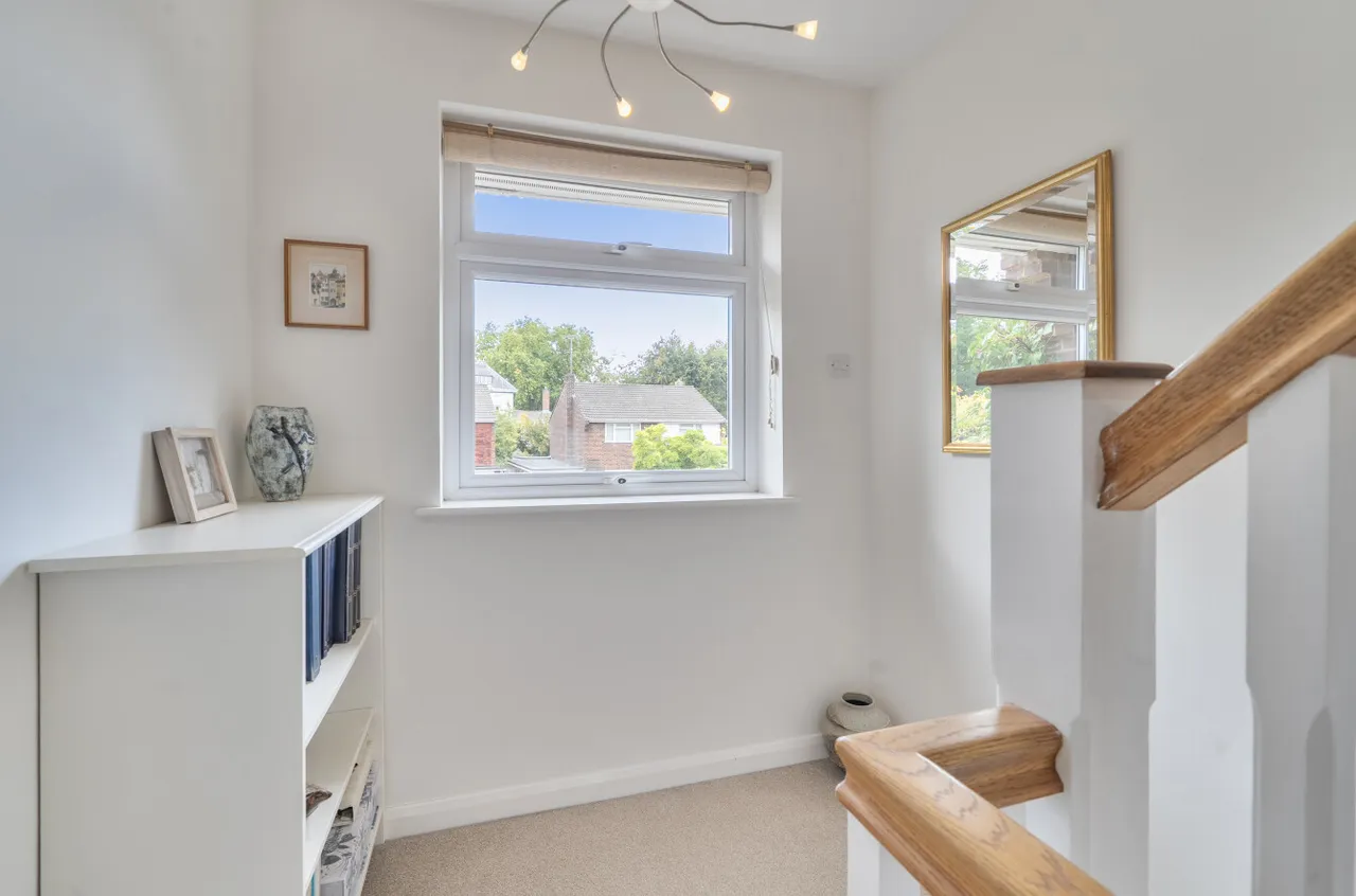 Carlyon Close, Farnborough, Hampshire, GU14 7BX, photo 22