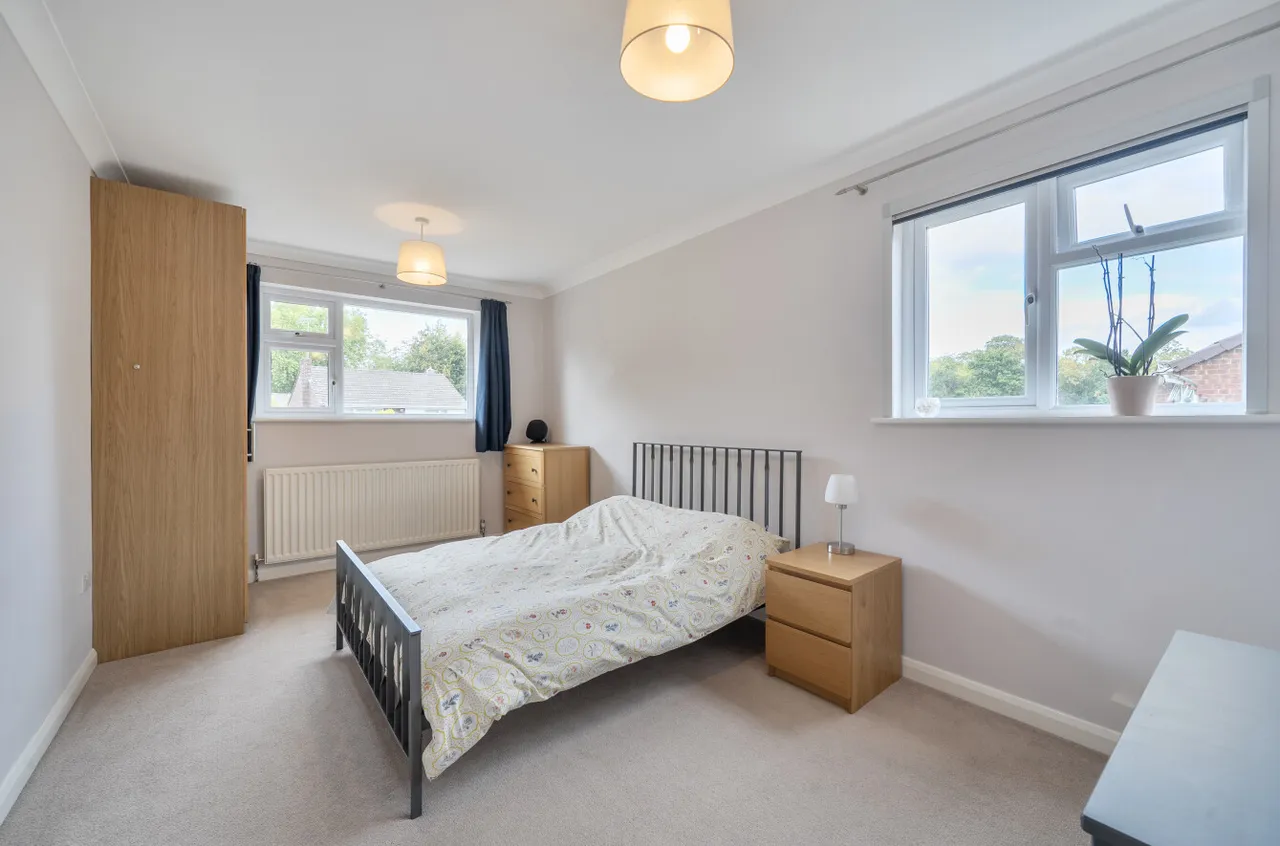 Carlyon Close, Farnborough, Hampshire, GU14 7BX, photo 25