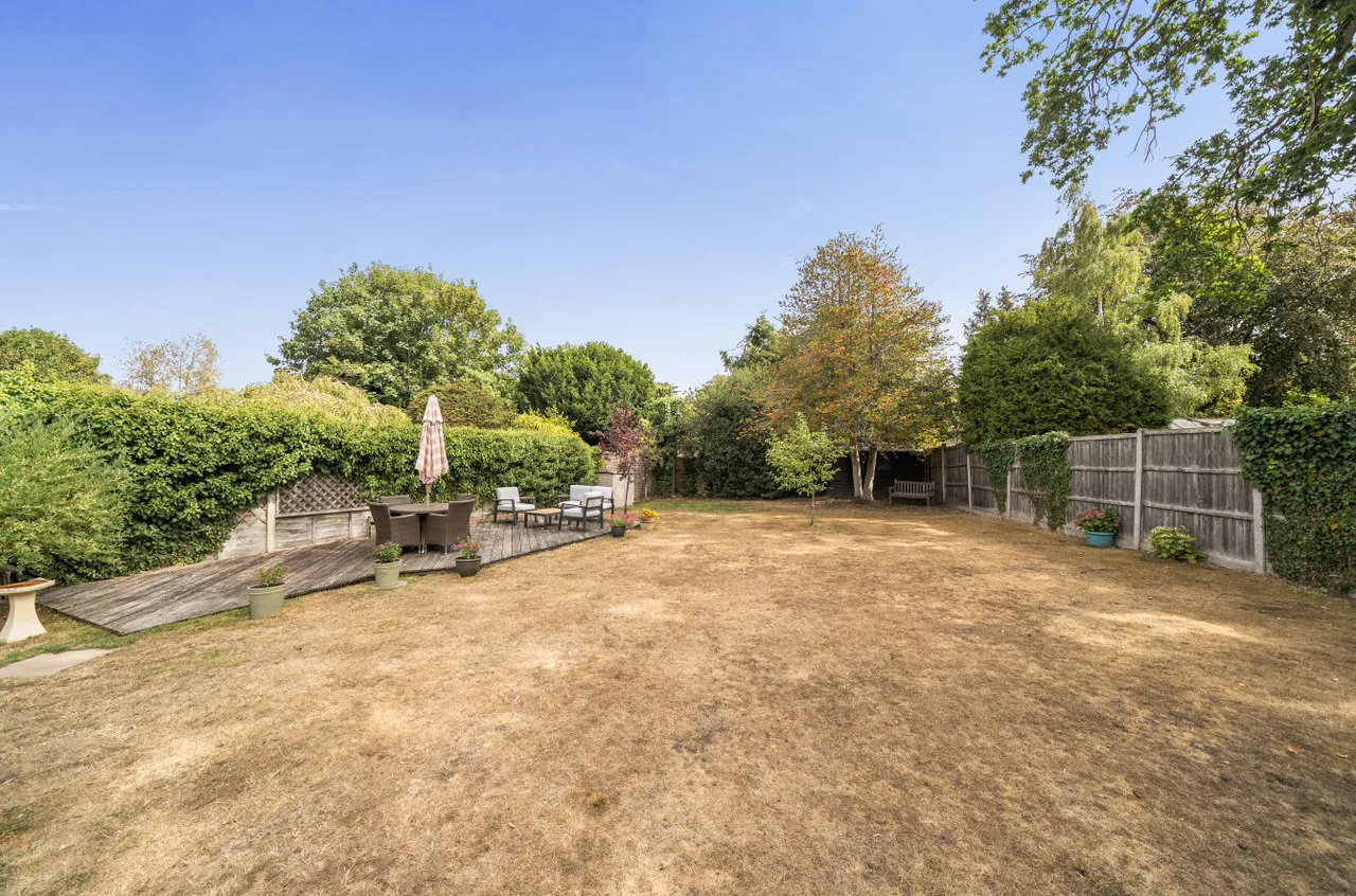 Carlyon Close, Farnborough, Hampshire, GU14 7BX, photo 14