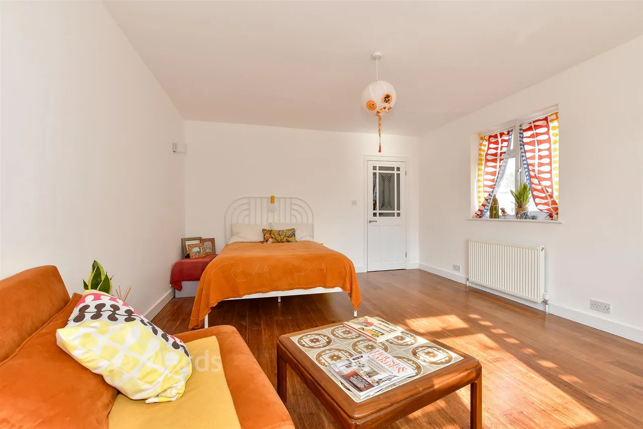 Bentley Avenue, Herne Bay, CT6, photo 7