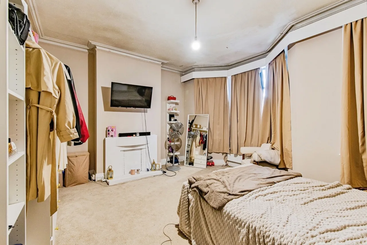 Rembrandt Road, London, SE13, photo 3