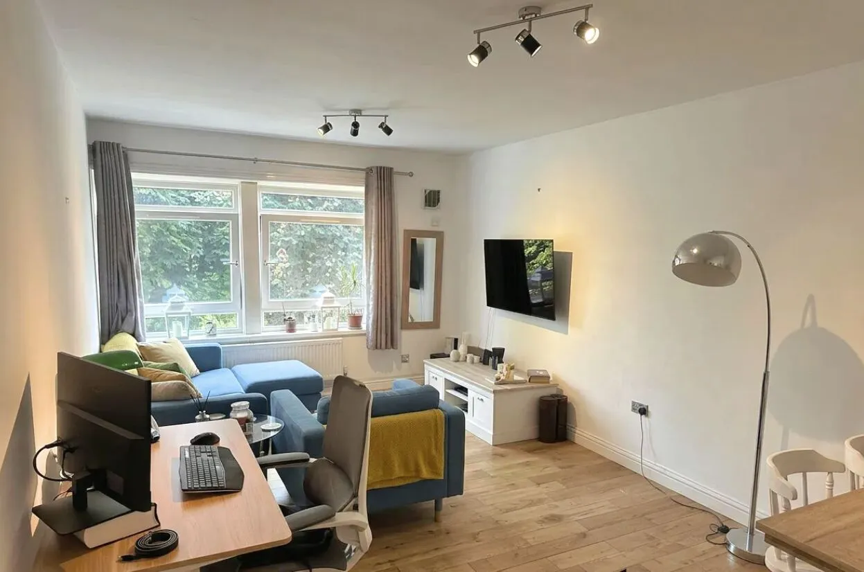 Morden Road, SW19, photo 3