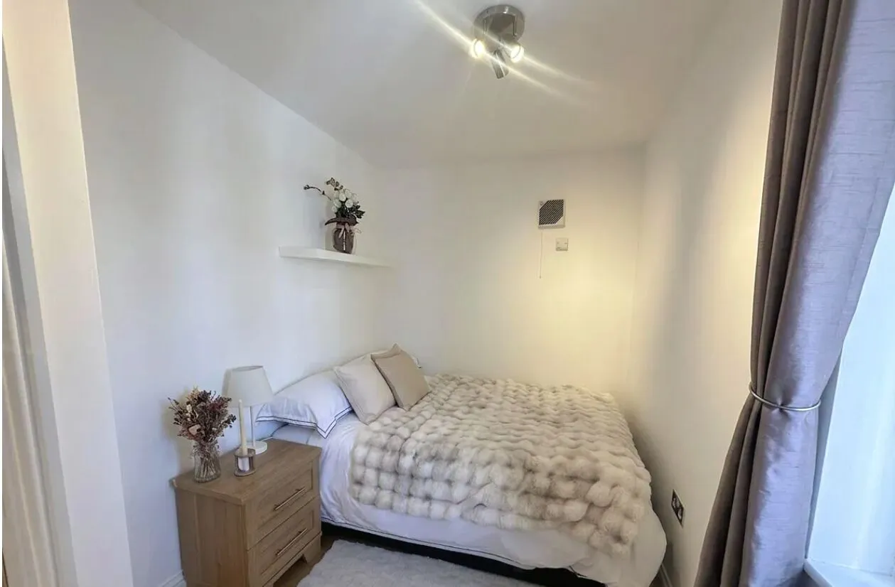 Morden Road, SW19, photo 6