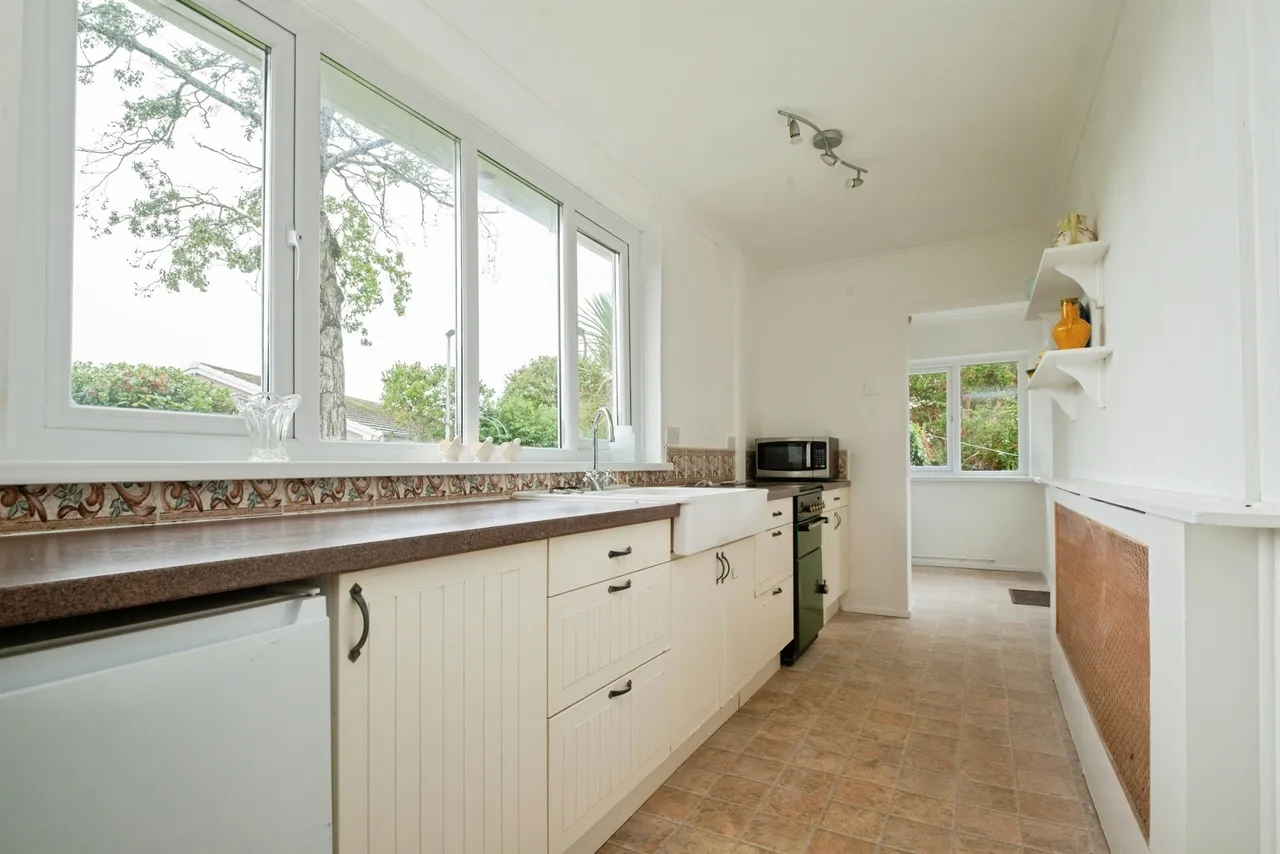 Adenfield Way, Rhoose, CF62, photo 6
