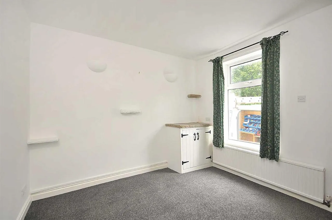 Princess Street, Bollington, photo 2