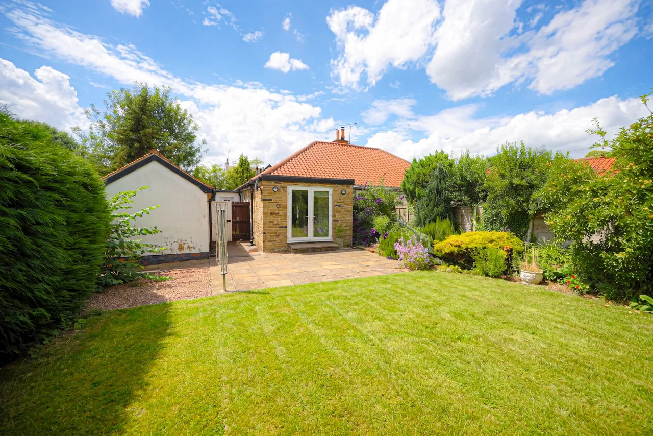 Langwith Avenue, Collingham, LS22, photo 9