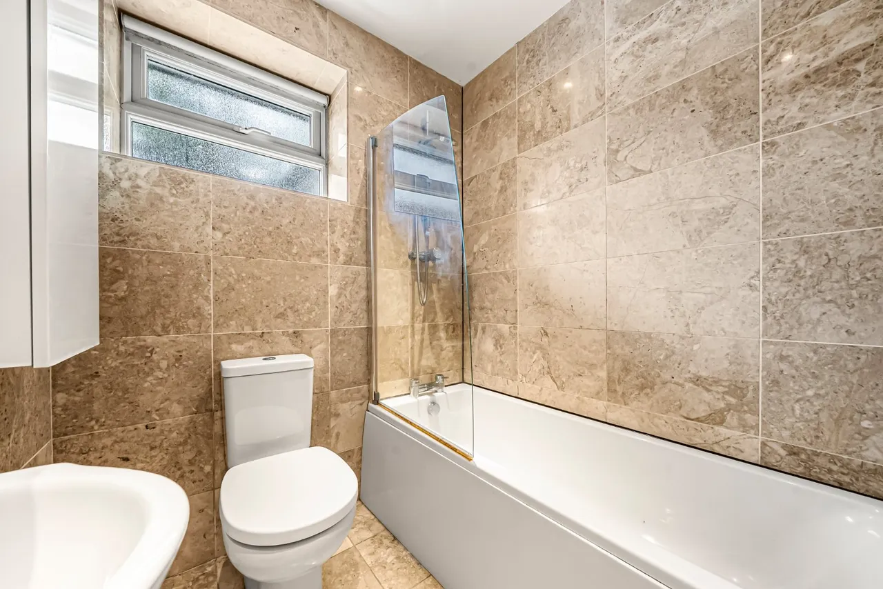 Langwith Avenue, Collingham, LS22, photo 4