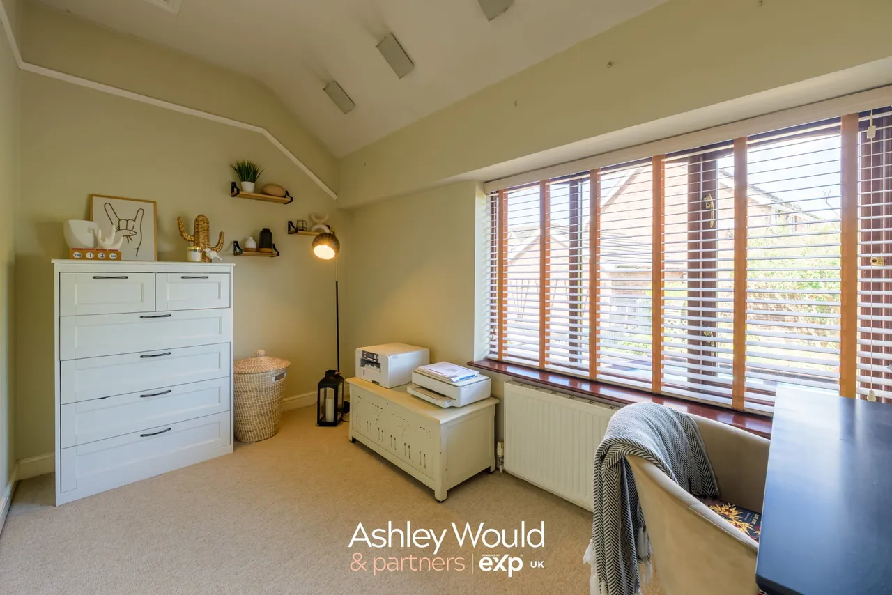 Barrs Road, Cradley Heath, B64, photo 18