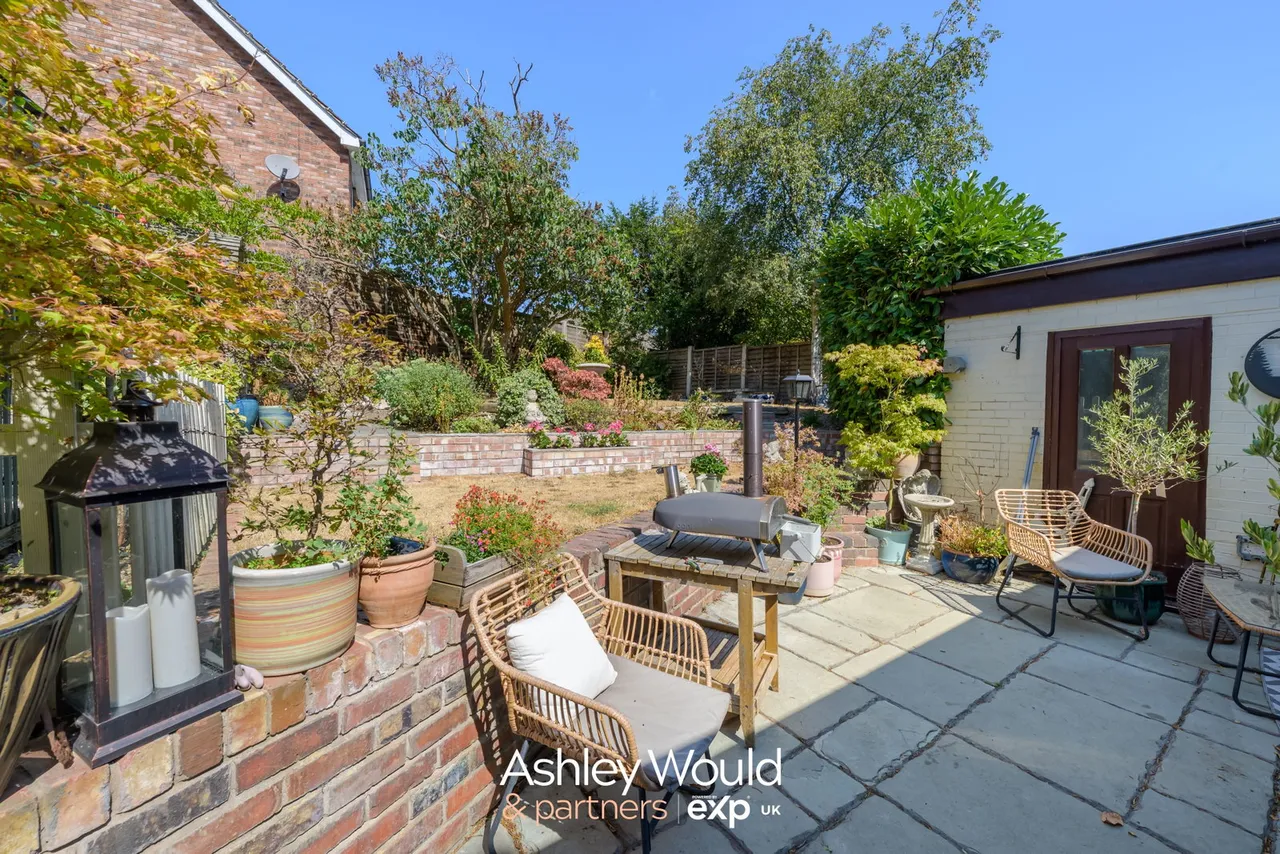 Barrs Road, Cradley Heath, B64, photo 21