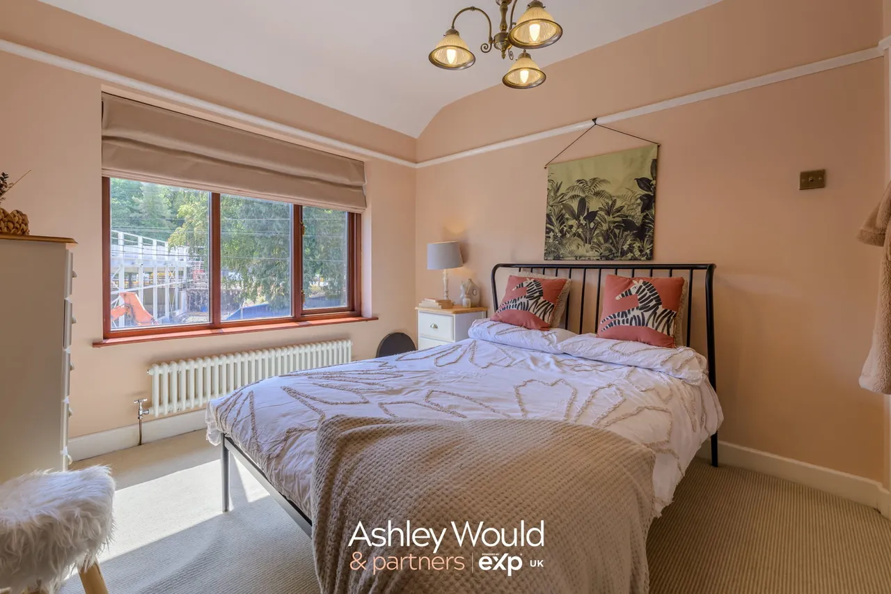 Barrs Road, Cradley Heath, B64, photo 17