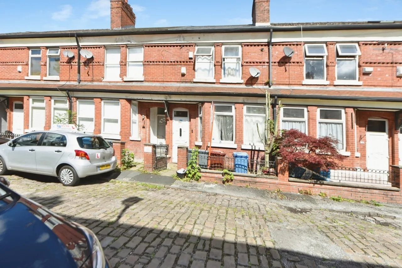 4 bed house for sale — Carrill Grove, Manchester, Greater Manchester, M19