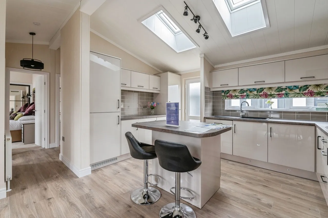 Waltons Hall Road, Stanford-le-Hope, Essex, SS17, photo 8