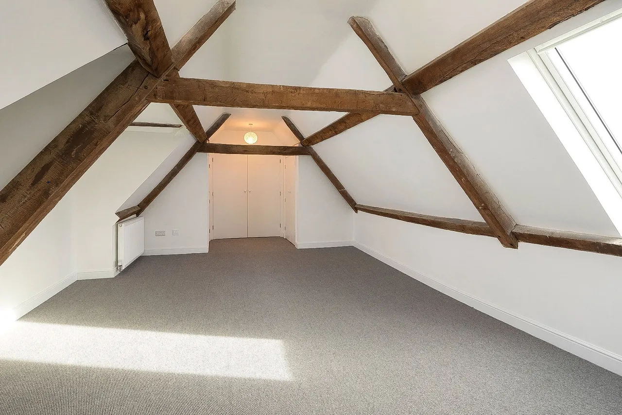 High St, Great Houghton, NN4, photo 18