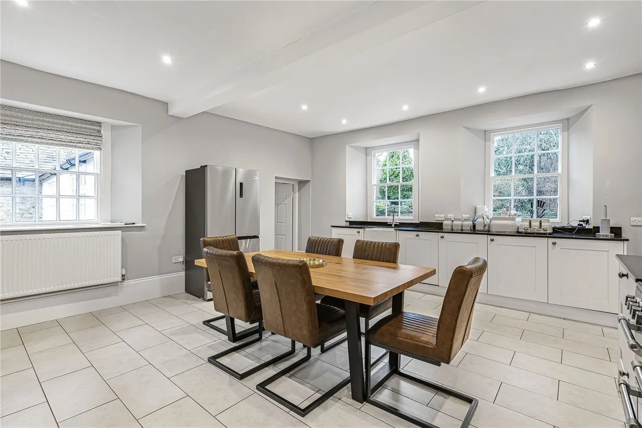 High St, Great Houghton, NN4, photo 2