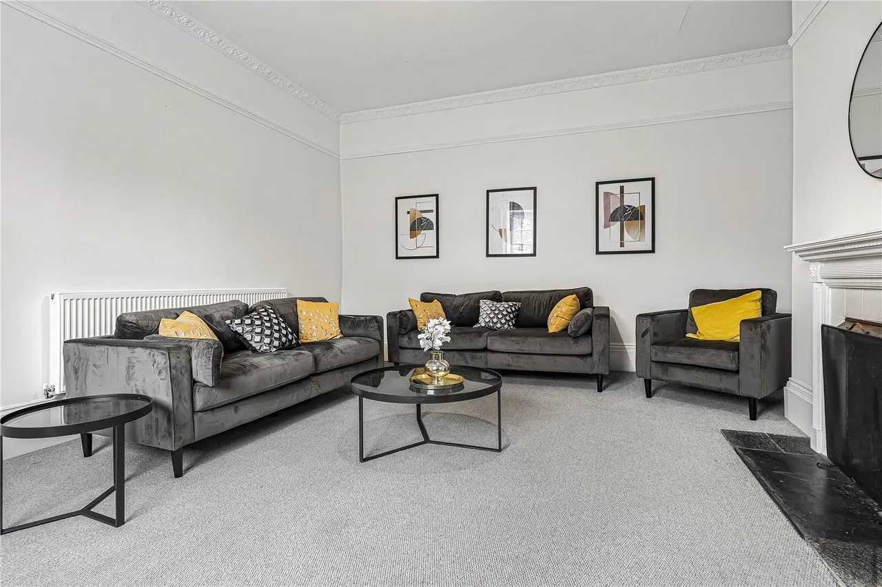 High St, Great Houghton, NN4, photo 10