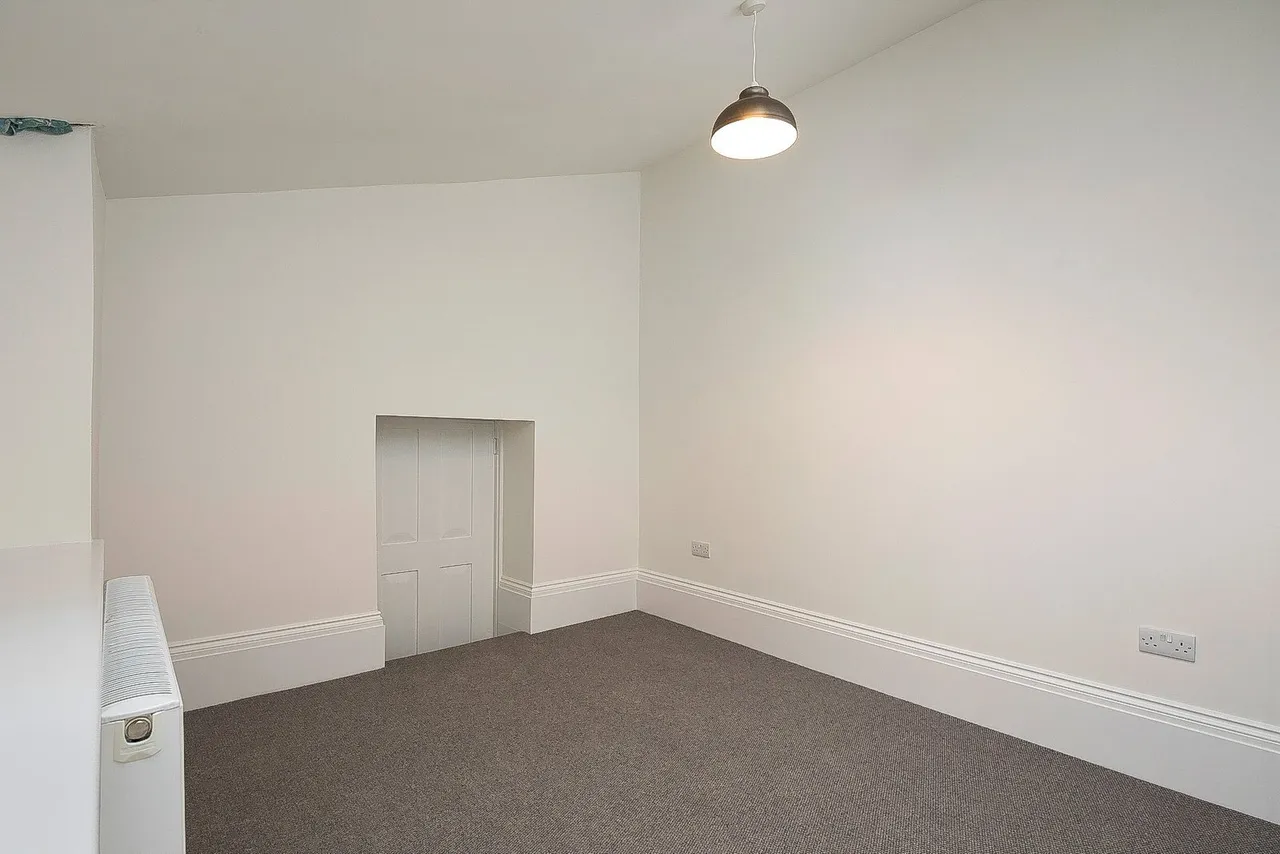 High St, Great Houghton, NN4, photo 13