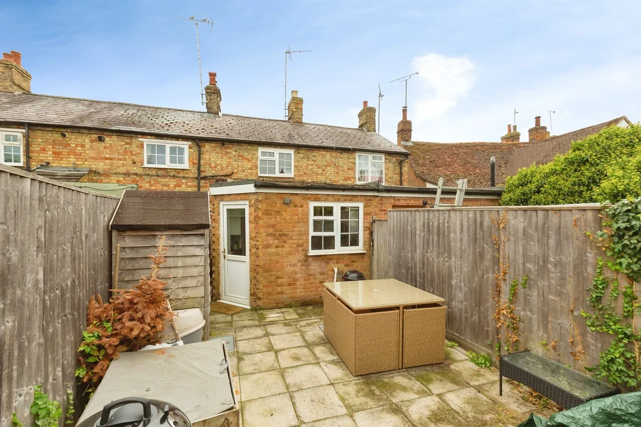 High Street, Waddesdon, Aylesbury, photo 12