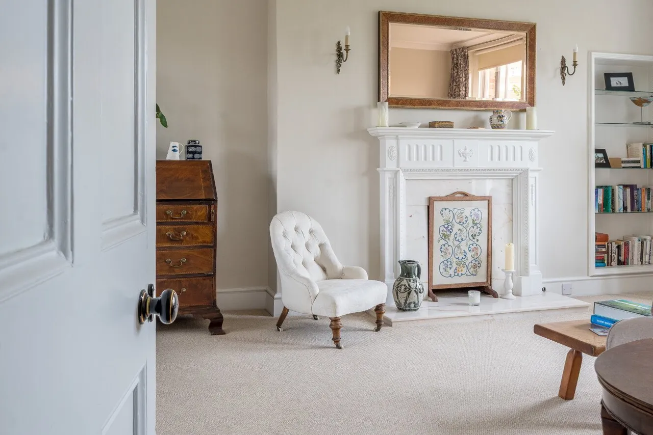 Lower Richmond Road, Putney, London, SW15, photo 10