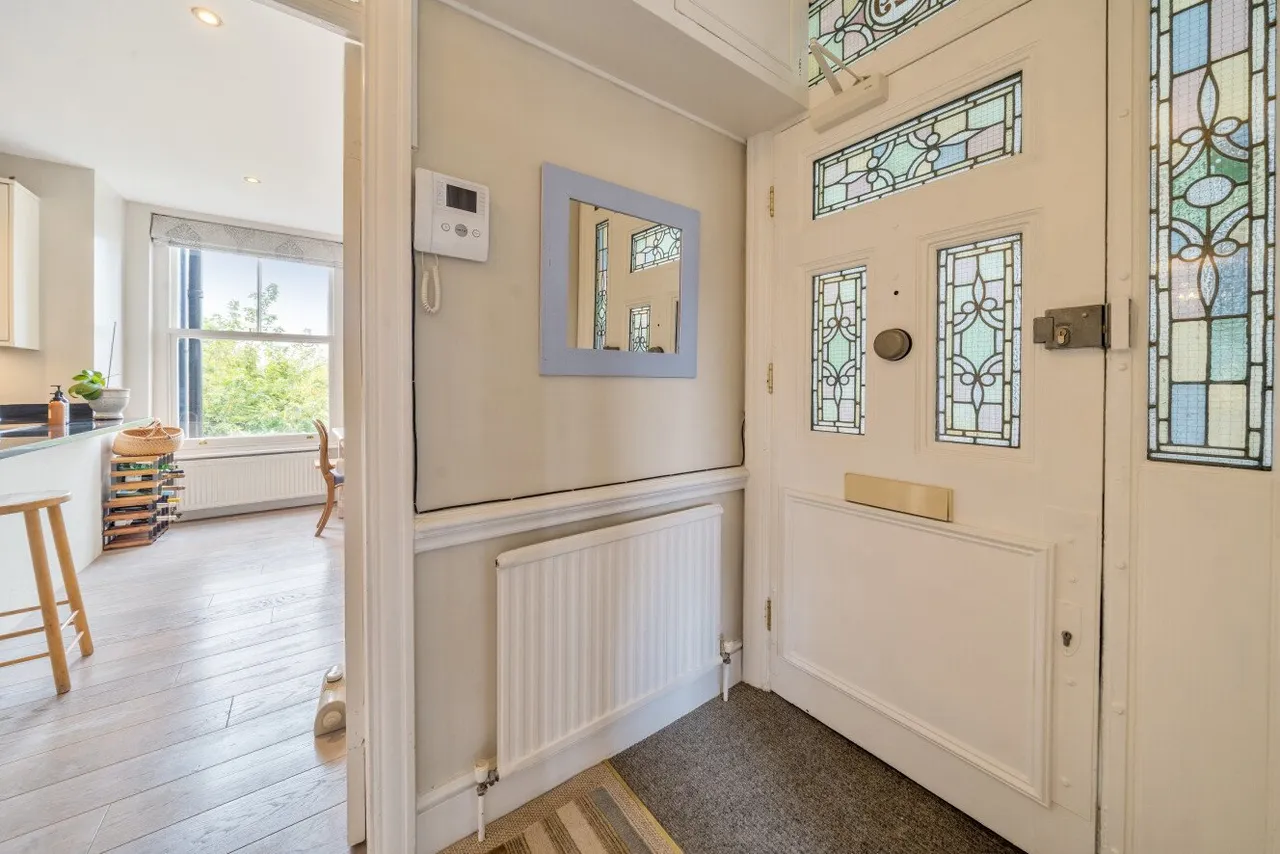 Lower Richmond Road, Putney, London, SW15, photo 11