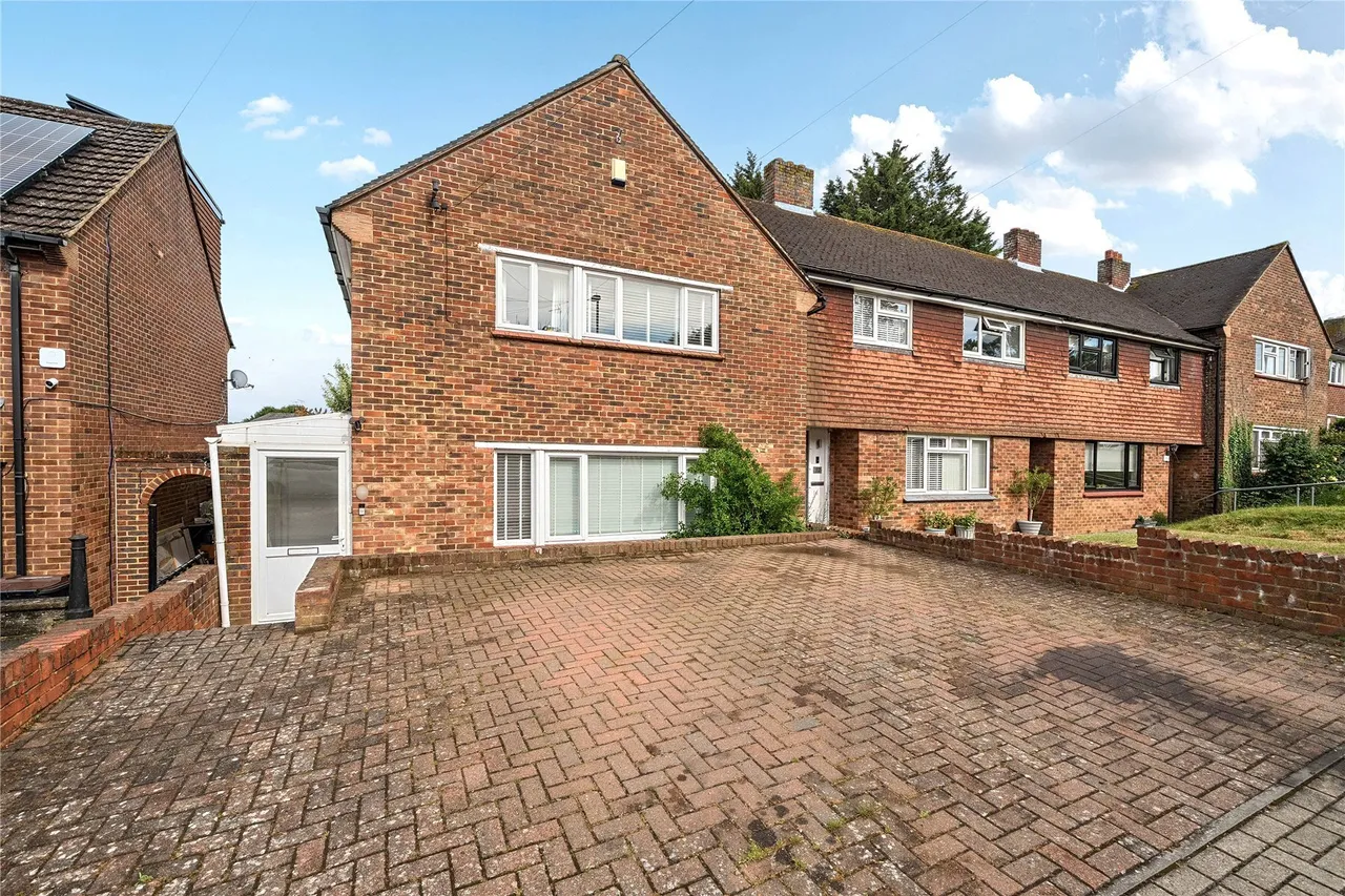 3 bed house for sale — Foxbury Drive, Orpington, BR6