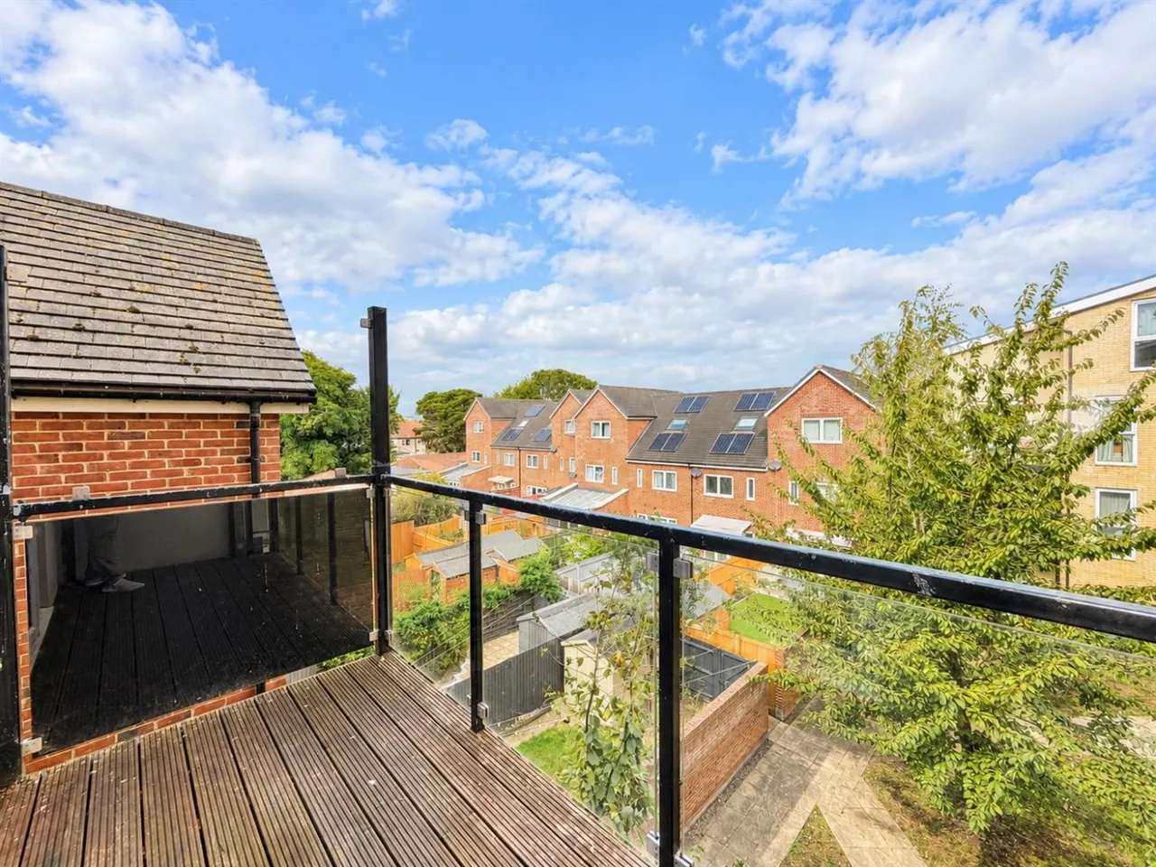 Hunting Place, Heston, TW5, photo 8