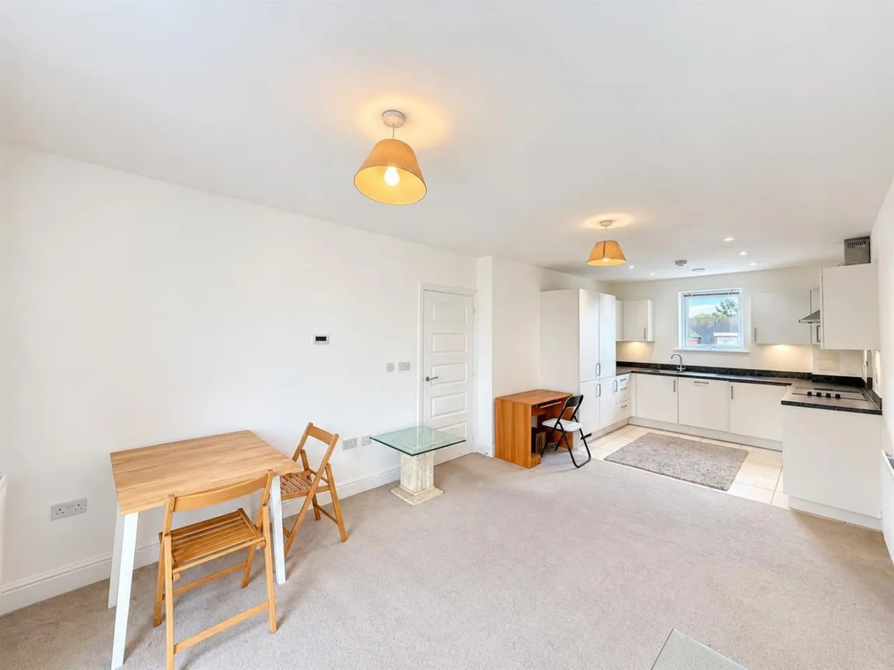 Hunting Place, Heston, TW5, photo 6