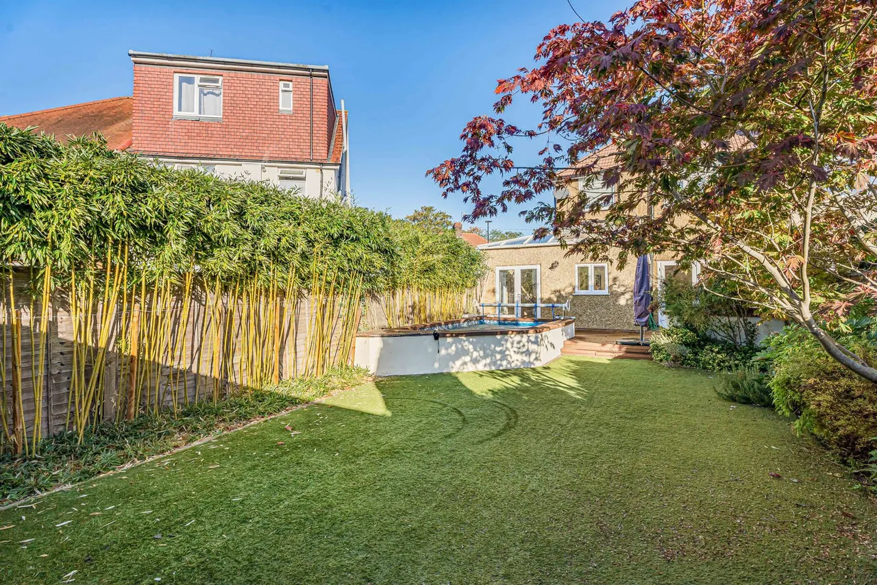 Park Avenue, Whitton, TW3, photo 20