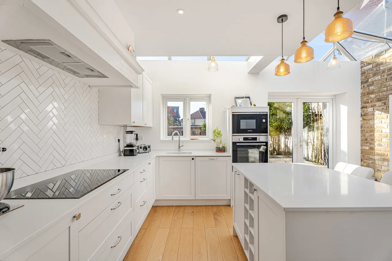 Park Avenue, Whitton, TW3, photo 10