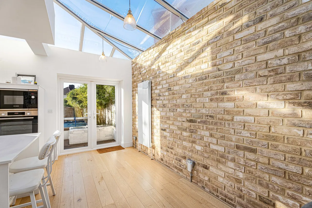 Park Avenue, Whitton, TW3, photo 14