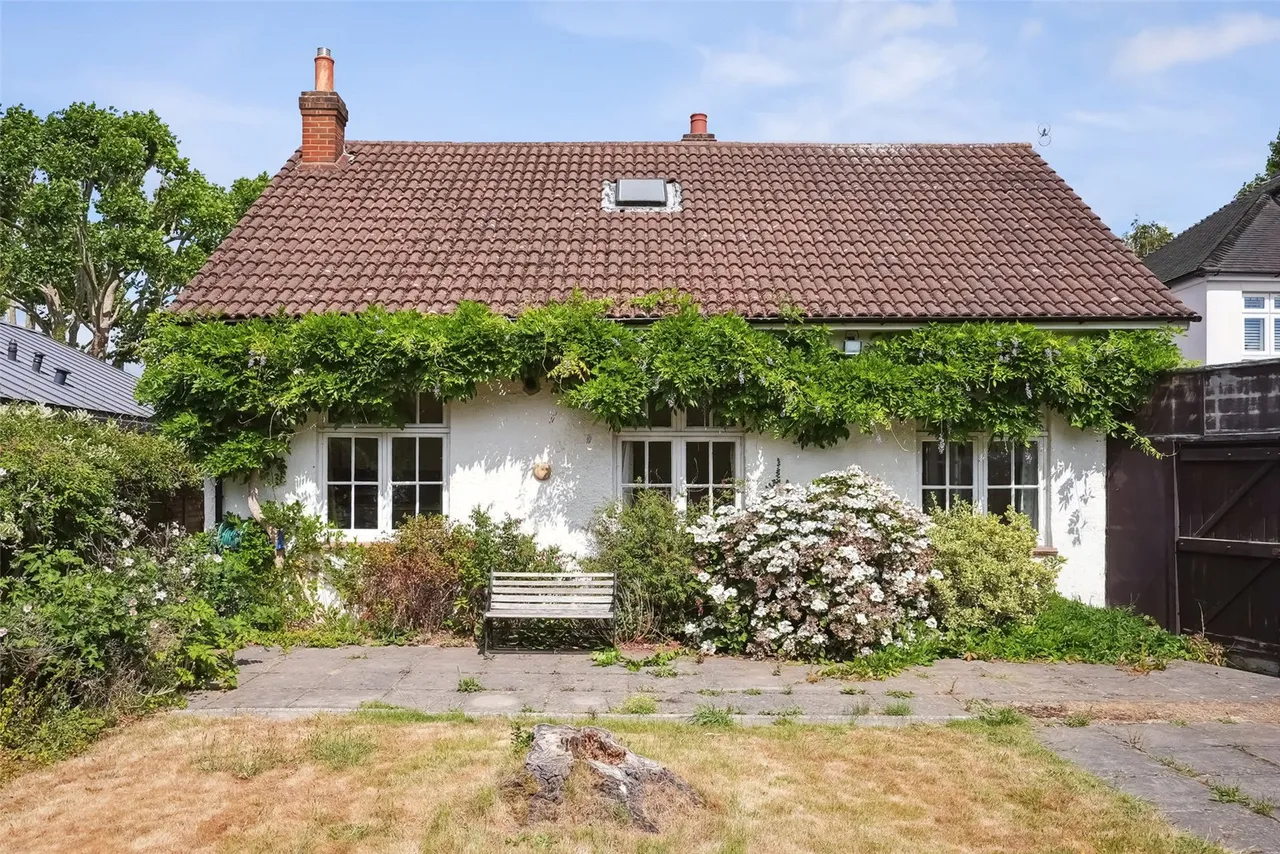 Wensleydale Road, Hampton, TW12 2LP, photo 14
