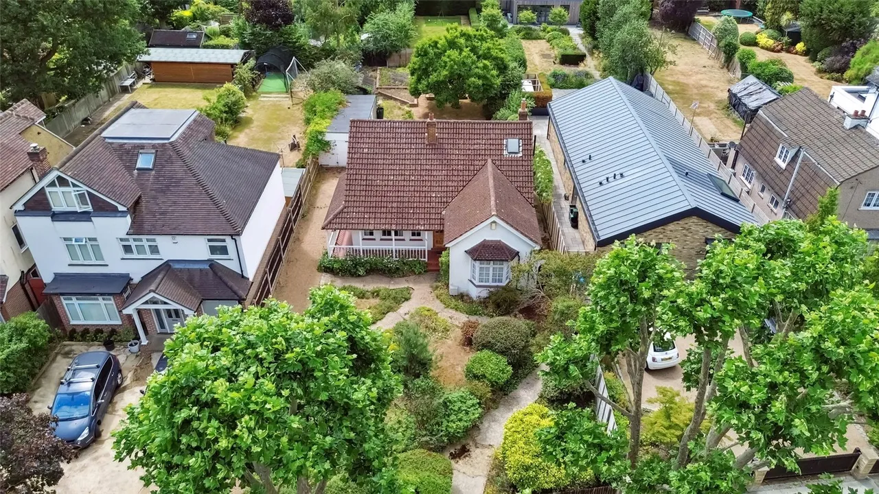 Wensleydale Road, Hampton, TW12 2LP, photo 15