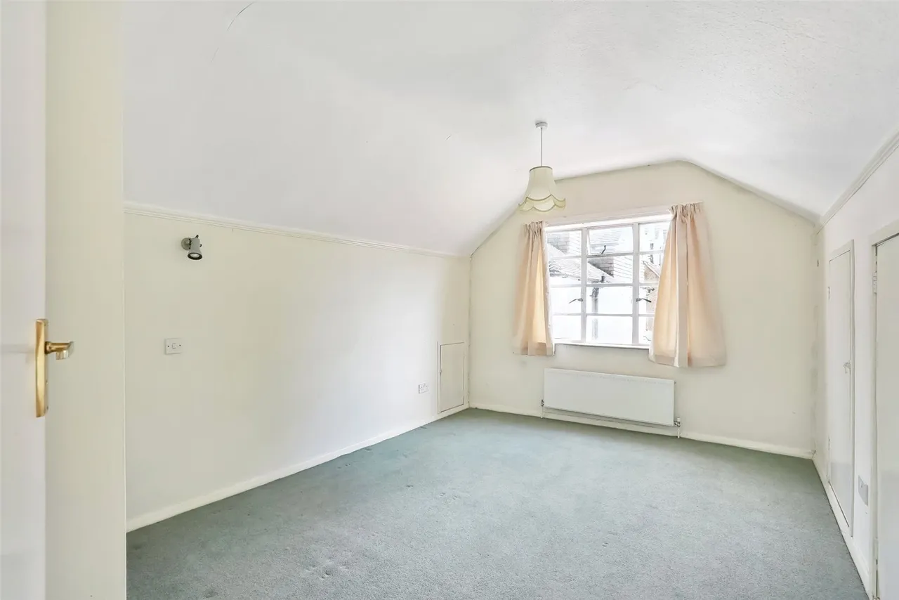 Wensleydale Road, Hampton, TW12 2LP, photo 10