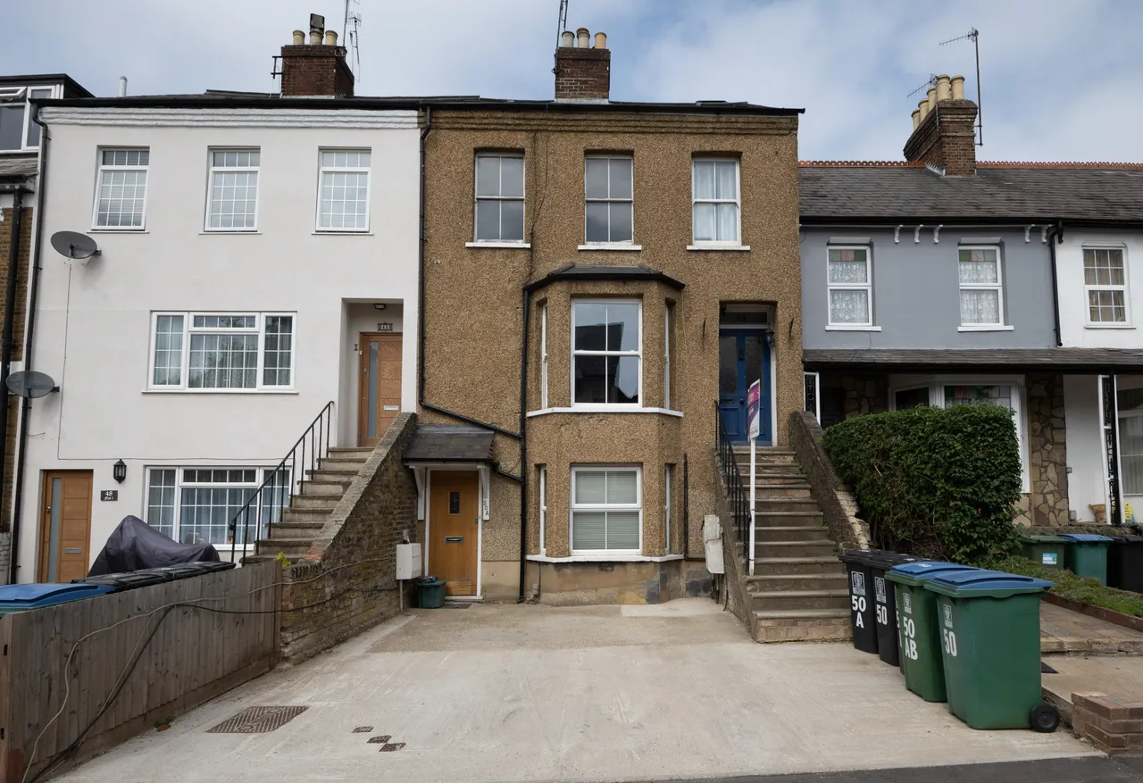 1 bed flat to rent — 50a Chalk Hill, Watford