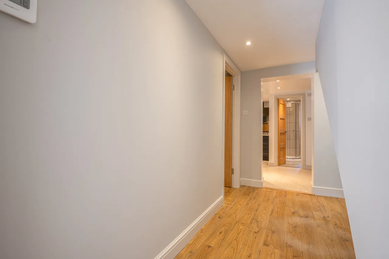 50a Chalk Hill, Watford, photo 4