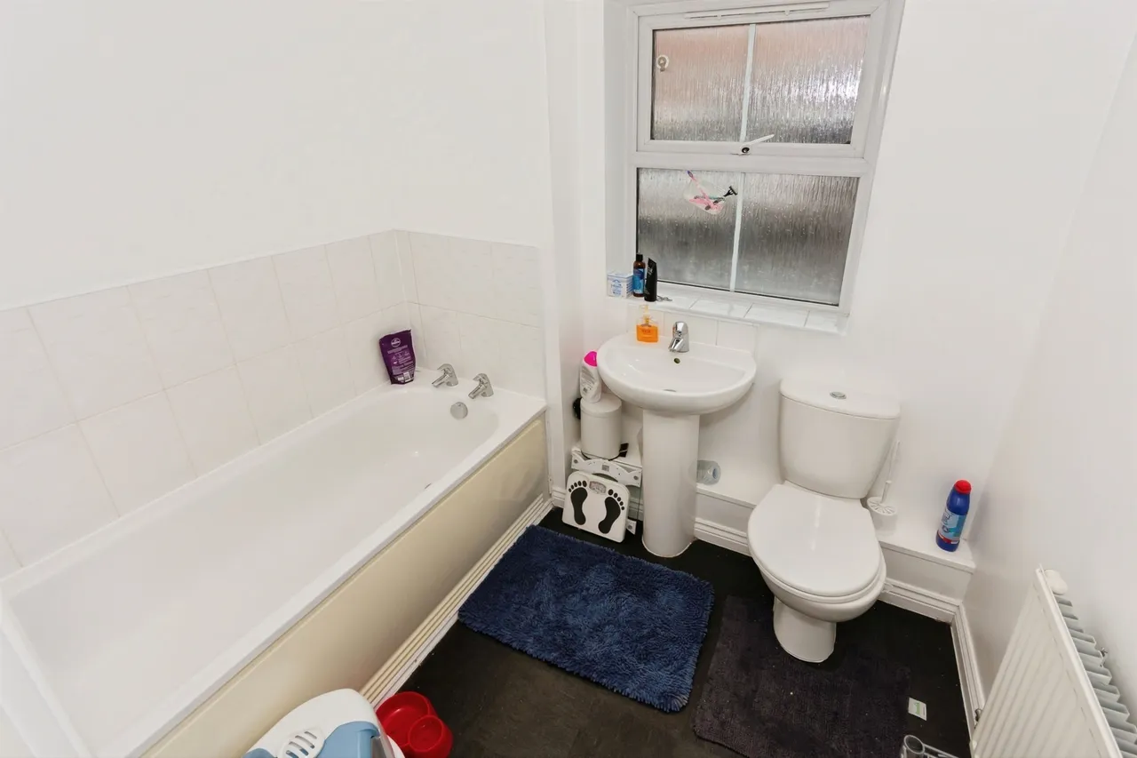Wharf Lane, Solihull, B91, photo 16