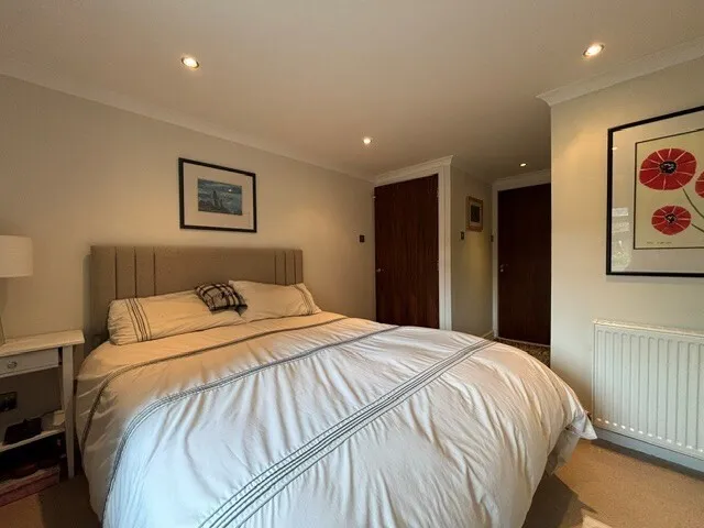 Mansionhouse Road, photo 8
