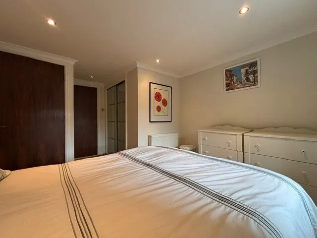 Mansionhouse Road, photo 7