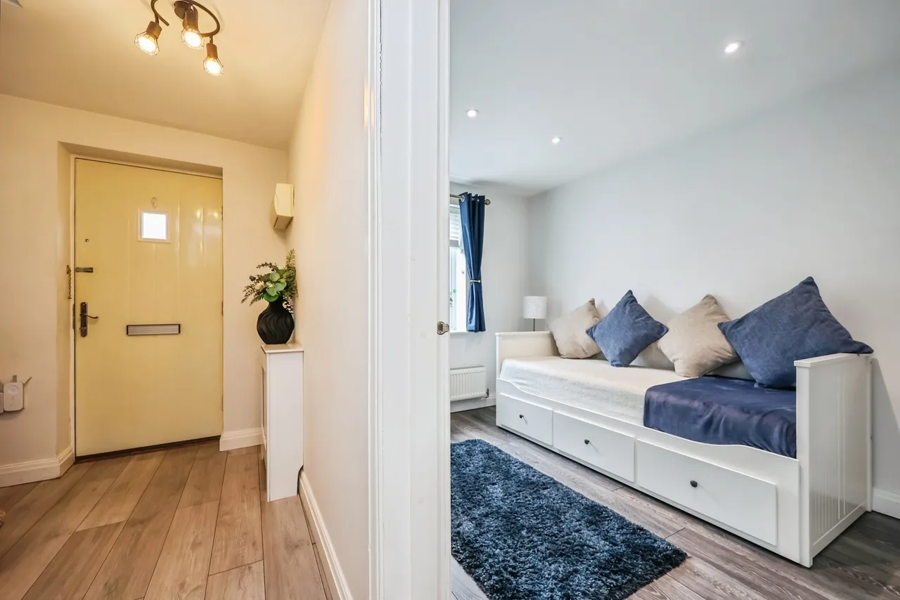 Linnet Way, Hucknall, Nottingham, Nottinghamshire, NG15, photo 8