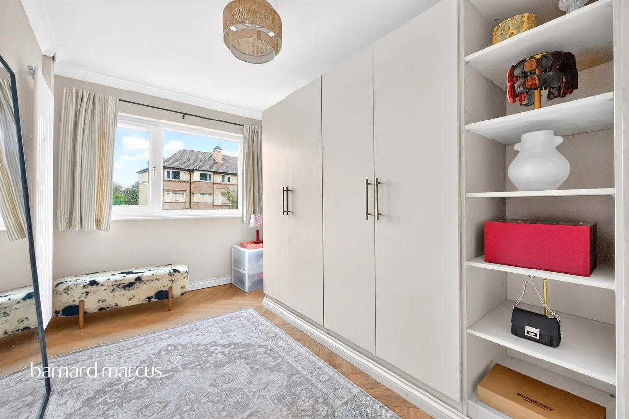 South Bank, Surbiton, KT6, photo 9