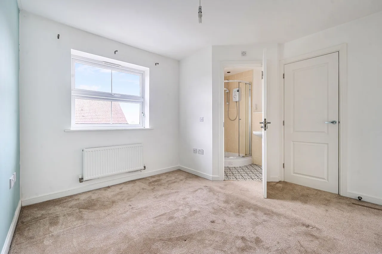 Dunlin Close, Emsworth, photo 9